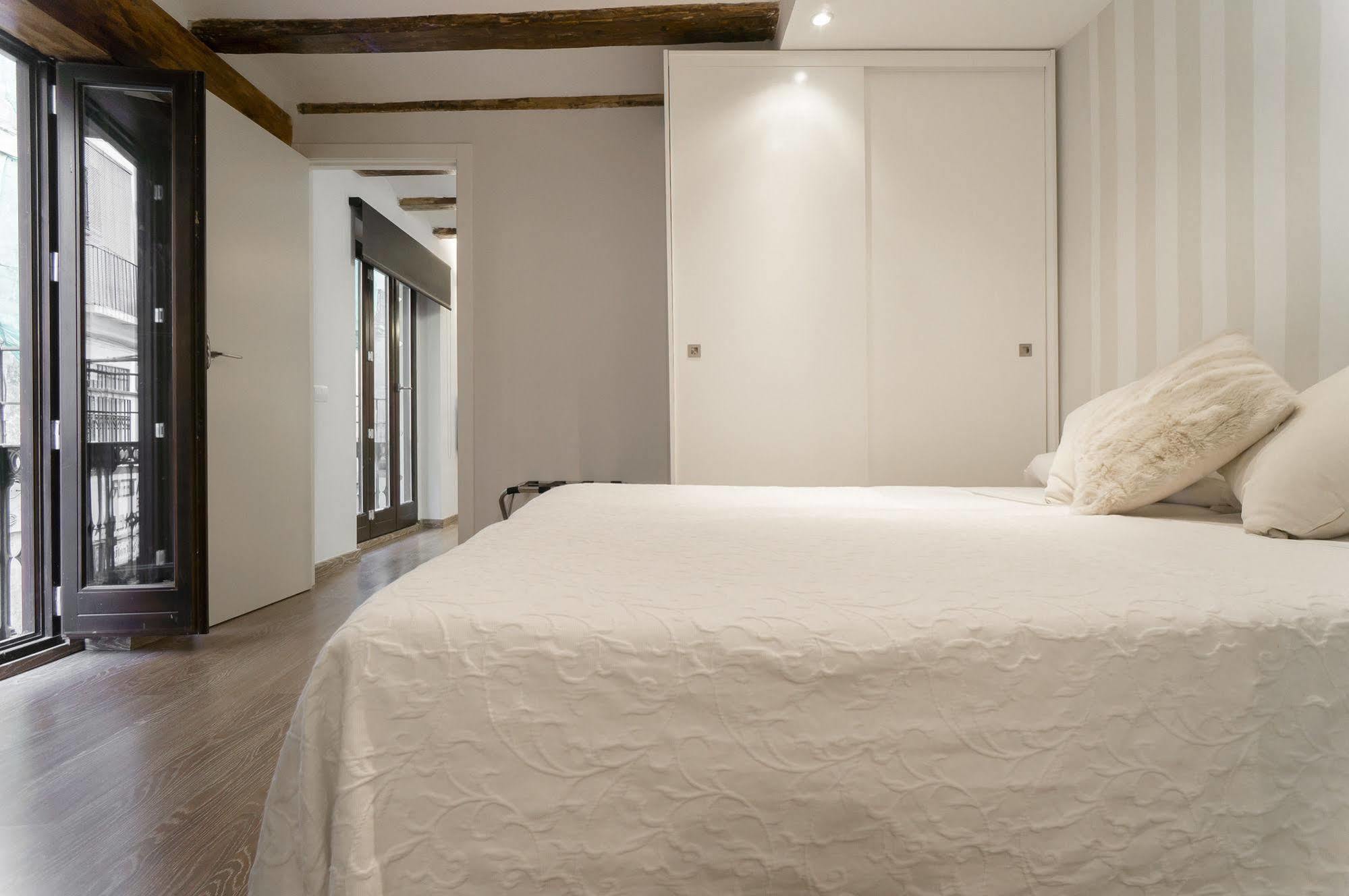 Kirei Apartment Sombrereria Valencia Exterior photo